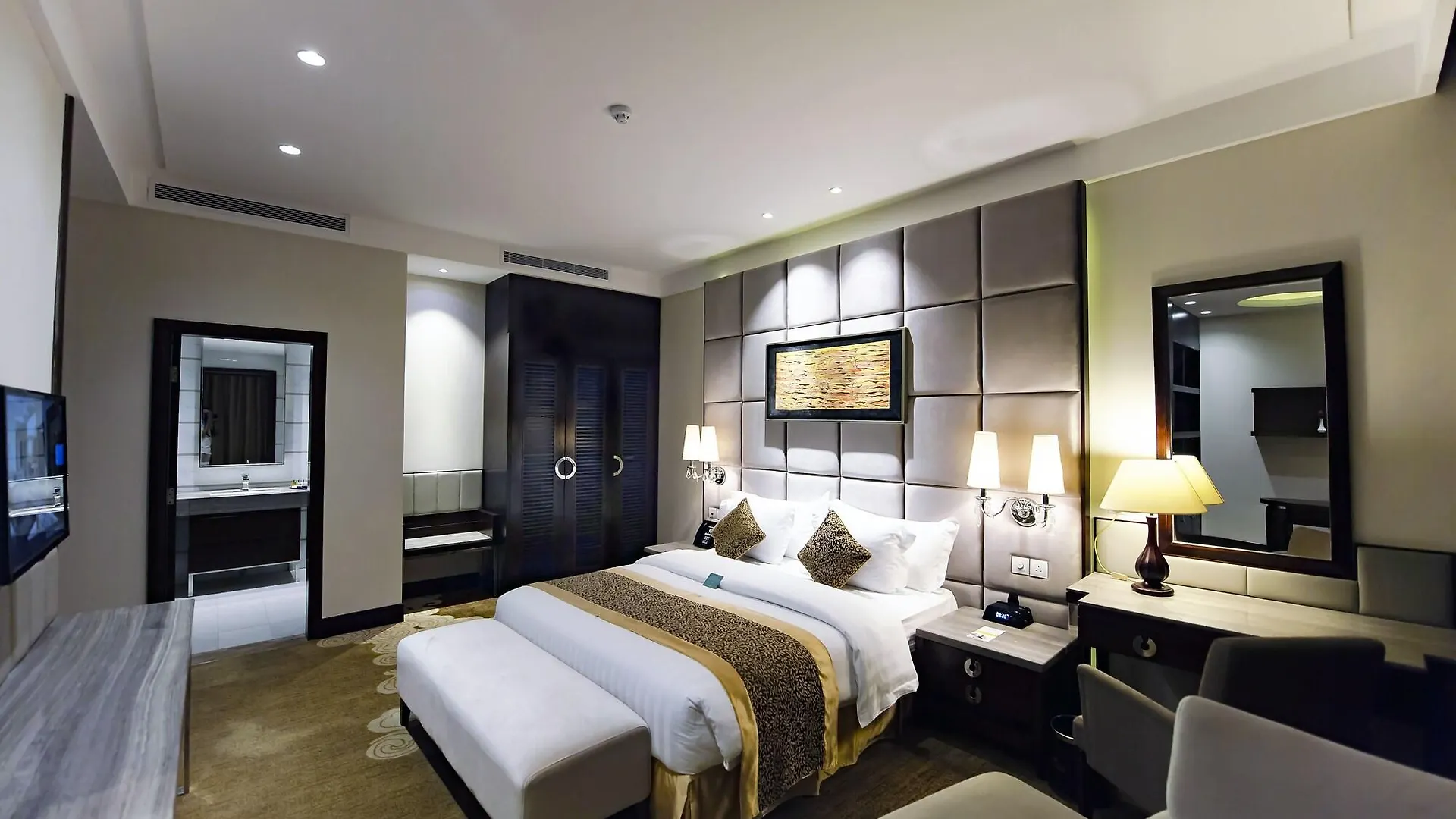 Boudl Al Tahlia Aparthotel Jeddah 4*,